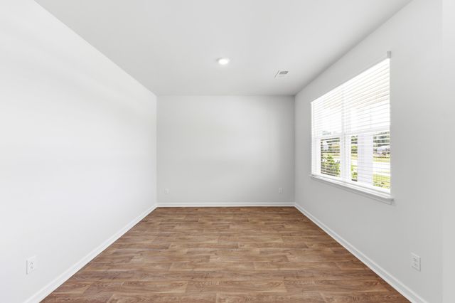 368 Lake Ridge Boulevard, Summerville, SC 29486