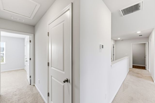 368 Lake Ridge Boulevard, Summerville, SC 29486