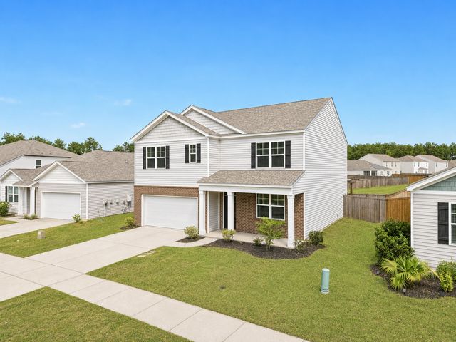 368 Lake Ridge Boulevard, Summerville, SC 29486