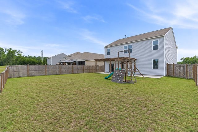 368 Lake Ridge Boulevard, Summerville, SC 29486