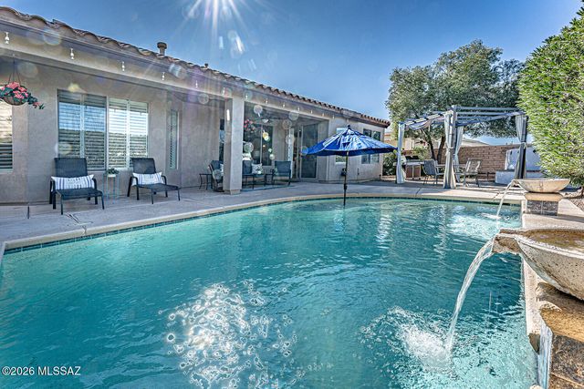 2445 E Sky Creek Drive, Green Valley, AZ 85614