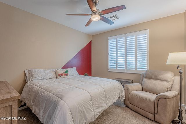 2445 E Sky Creek Drive, Green Valley, AZ 85614