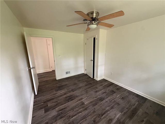 4518 Sheridan Road S, Youngstown, OH 44514