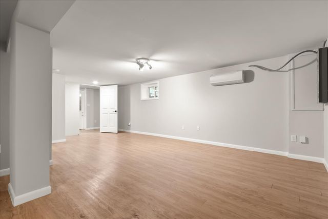 1403 NEWTON ST NE, Washington, DC 20017