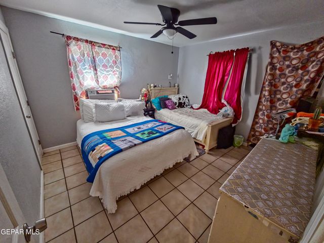 633 BARCELONA Drive, El Paso, TX 79905