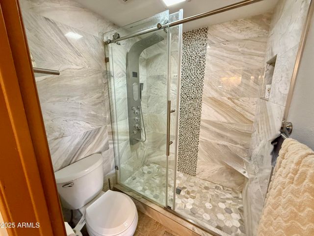 10301 N 70TH Street 225, Paradise Valley, AZ 85253