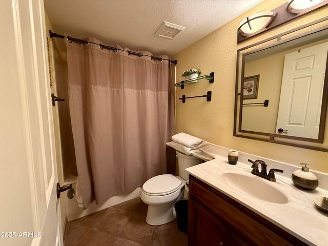 10301 N 70TH Street 225, Paradise Valley, AZ 85253