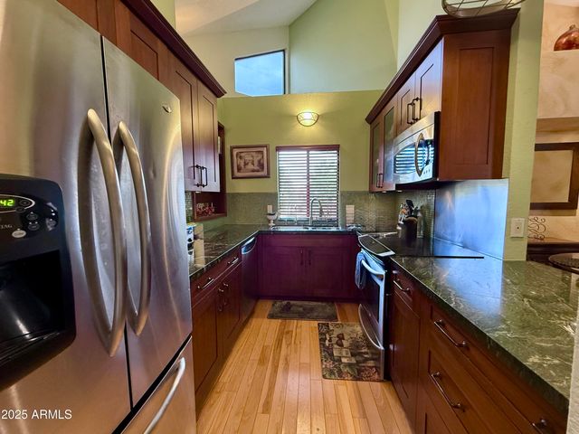 10301 N 70TH Street 225, Paradise Valley, AZ 85253