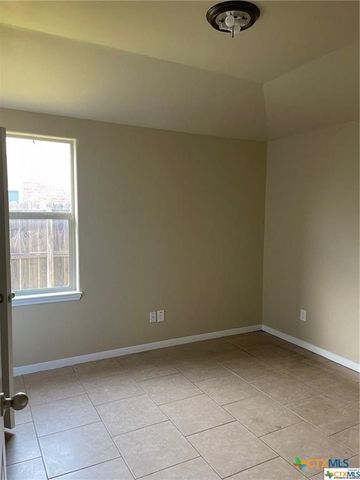 4307 Cambridge Drive B, Killeen, TX 76549