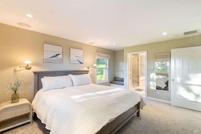 1625 Madrone Ave, Healdsburg, CA 95448