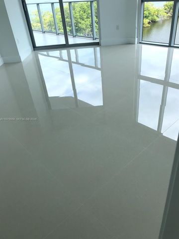 17111 Biscayne Blvd 408, North Miami Beach, FL 33160