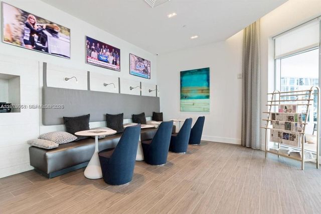 17111 Biscayne Blvd 408, North Miami Beach, FL 33160