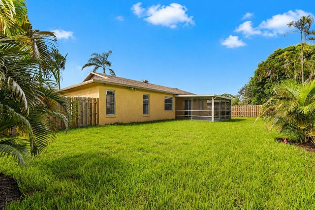 1058 Fernlea Drive, West Palm Beach, FL 33417