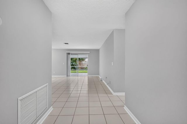 1058 Fernlea Drive, West Palm Beach, FL 33417