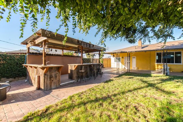 1918 N Weber Avenue, Fresno, CA 93705