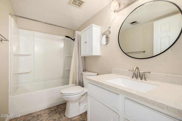 3004 W PHELPS Road, Phoenix, AZ 85053