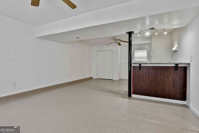 9138 Sunset Drive, Jonesboro, GA 30238