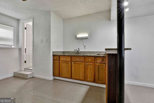 9138 Sunset Drive, Jonesboro, GA 30238