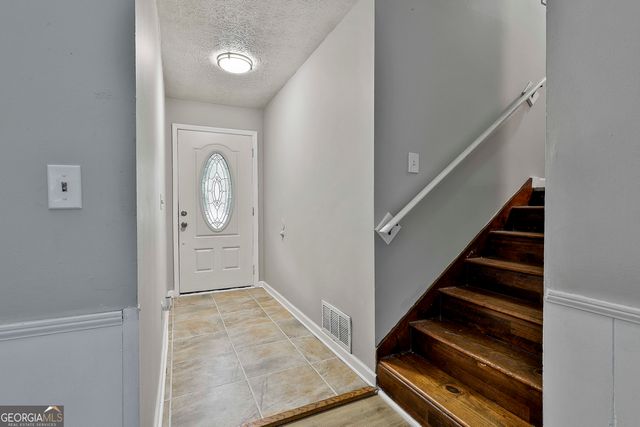 9138 Sunset Drive, Jonesboro, GA 30238