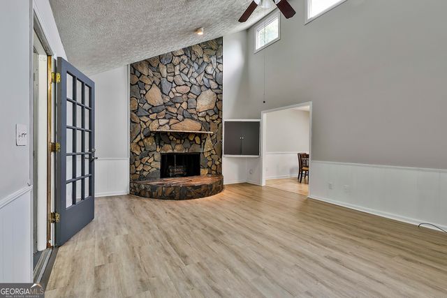 9138 Sunset Drive, Jonesboro, GA 30238