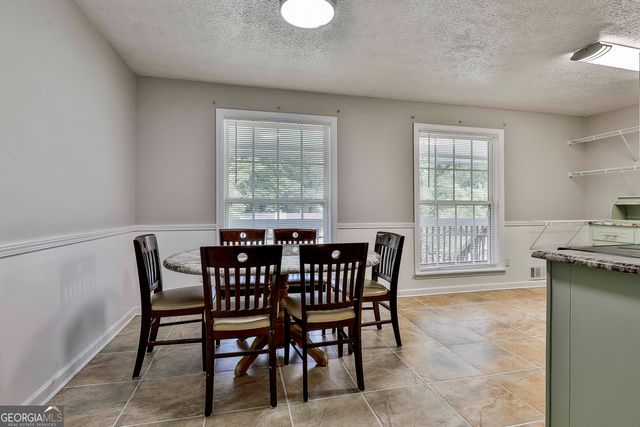 9138 Sunset Drive, Jonesboro, GA 30238