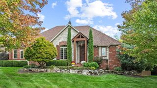 3094 West Cedarbluff Drive, Springfield, MO 65810