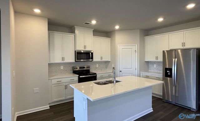8204 Huspa Avenue, Madison, AL 35756