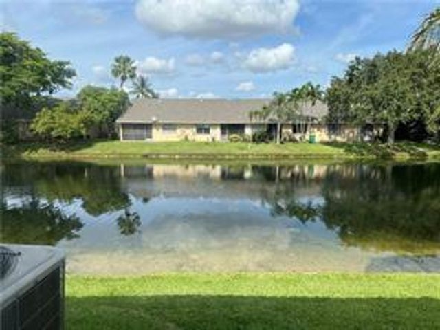 7612 NW 99TH Terrace, Tamarac, FL 33321