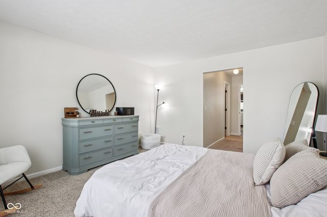 5646 Fox Glove Lane, Indianapolis, IN 46254