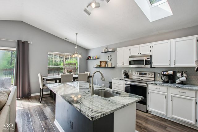 5646 Fox Glove Lane, Indianapolis, IN 46254