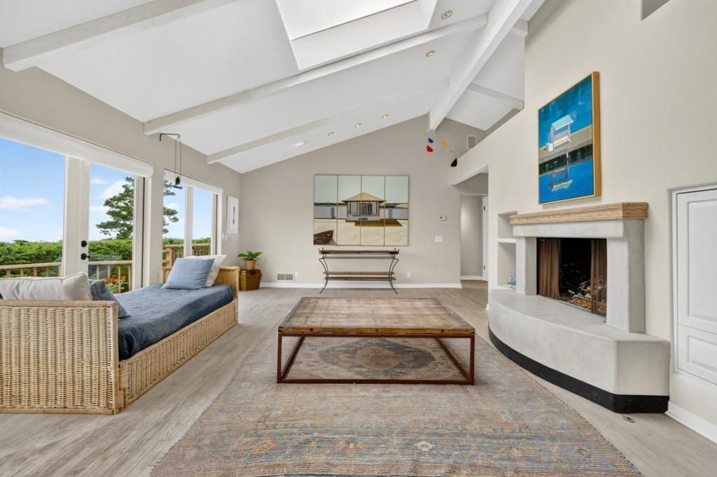 Image 6 of property listing at 24400 S. San Luis Avenue, Carmel, CA 93923