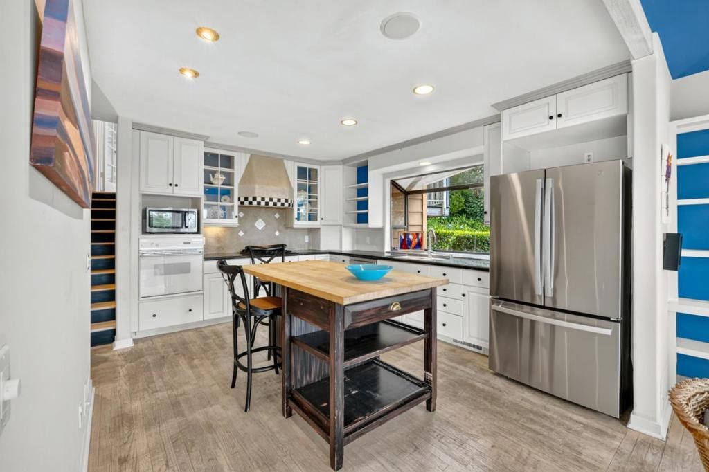 Image 7 of property listing at 24400 S. San Luis Avenue, Carmel, CA 93923