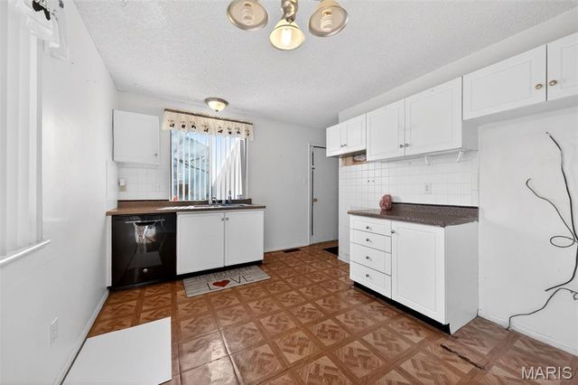 12902 Vista Ridge Lane, Unincorporated, MO 63138