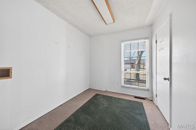 12902 Vista Ridge Lane, Unincorporated, MO 63138