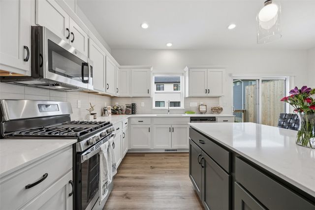 4747 Preston Lane, Iowa City, IA 52246