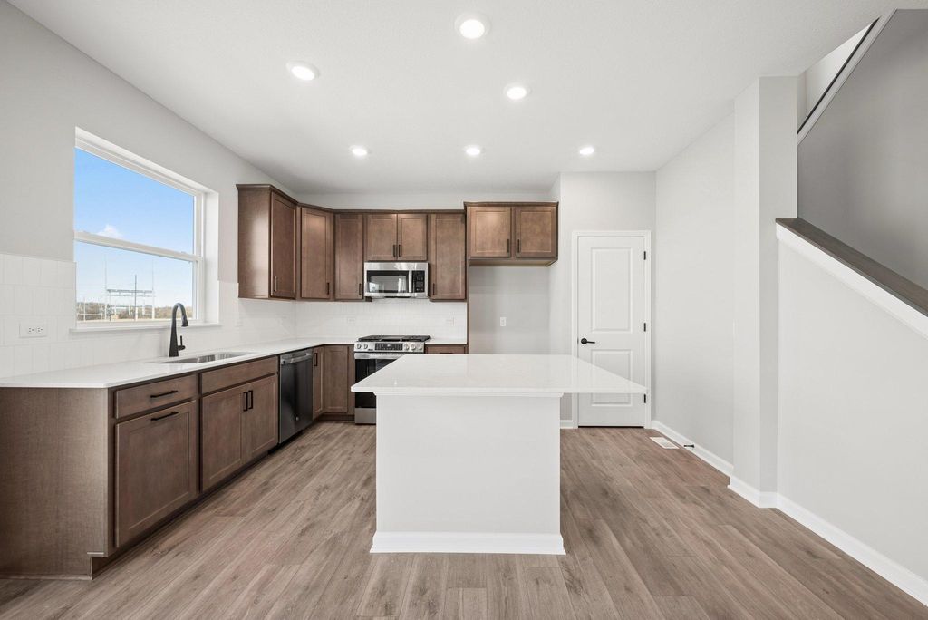 11637 Minnesota Lane N, Dayton, MN 55369