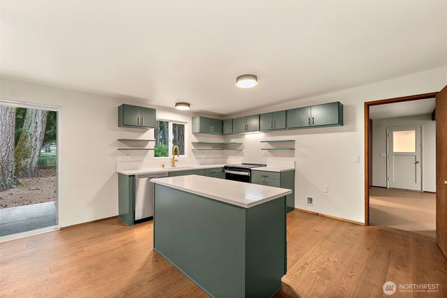 5015 15th Avenue SE, Lacey, WA 98503