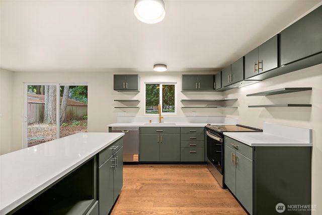 5015 15th Avenue SE, Lacey, WA 98503