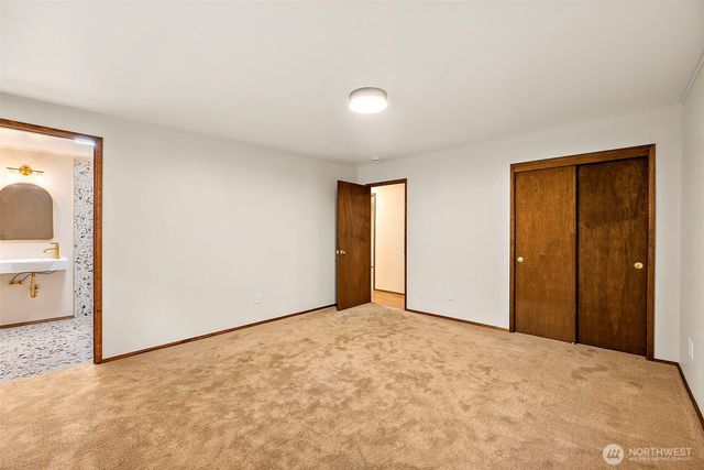 5015 15th Avenue SE, Lacey, WA 98503