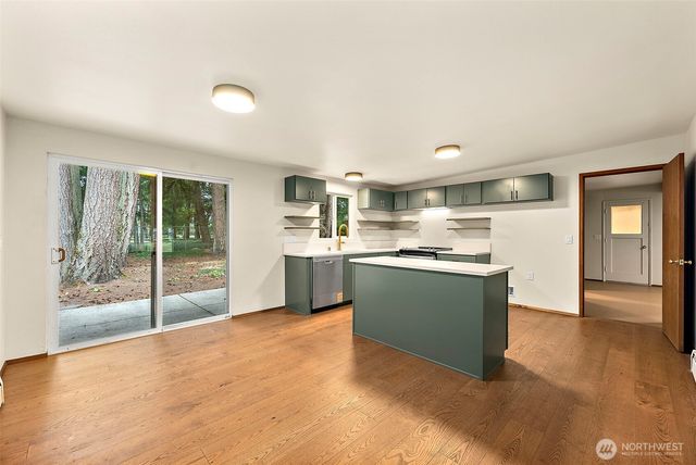 5015 15th Avenue SE, Lacey, WA 98503