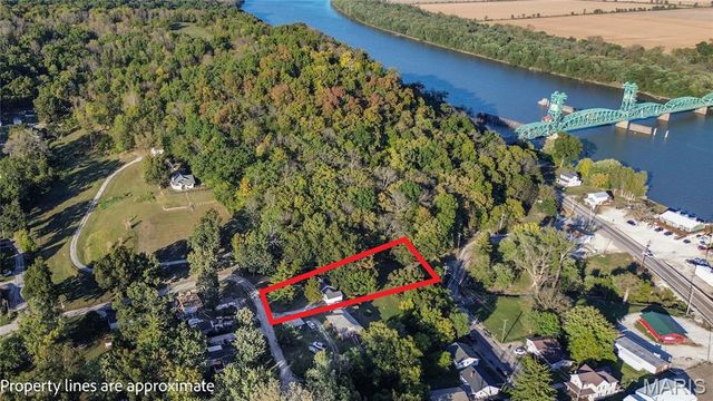 305 Vineyard, Hardin, IL 62047