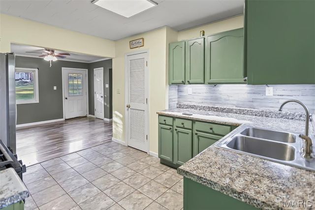 305 Vineyard, Hardin, IL 62047