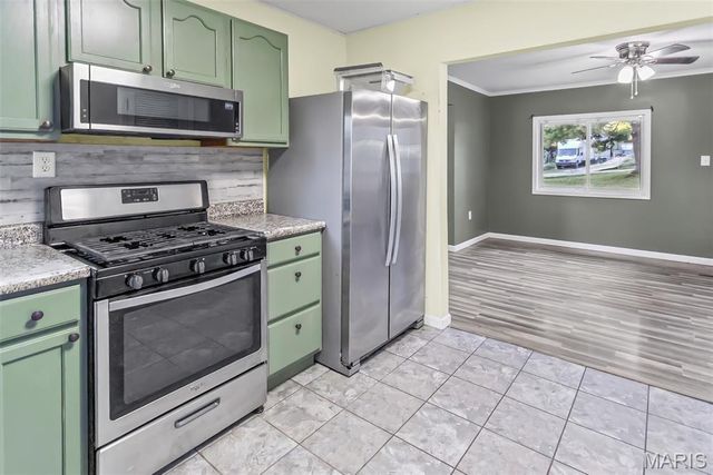 305 Vineyard, Hardin, IL 62047