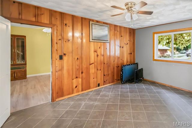 305 Vineyard, Hardin, IL 62047