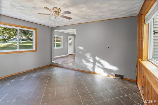 305 Vineyard, Hardin, IL 62047