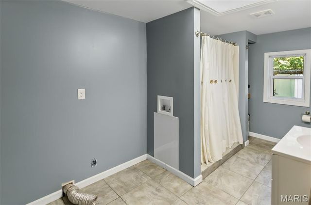 305 Vineyard, Hardin, IL 62047