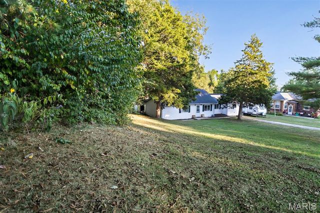 305 Vineyard, Hardin, IL 62047