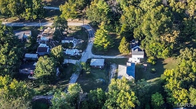 305 Vineyard, Hardin, IL 62047