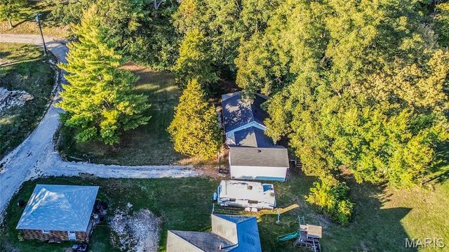 305 Vineyard, Hardin, IL 62047