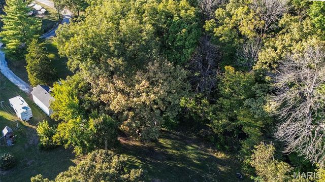 305 Vineyard, Hardin, IL 62047